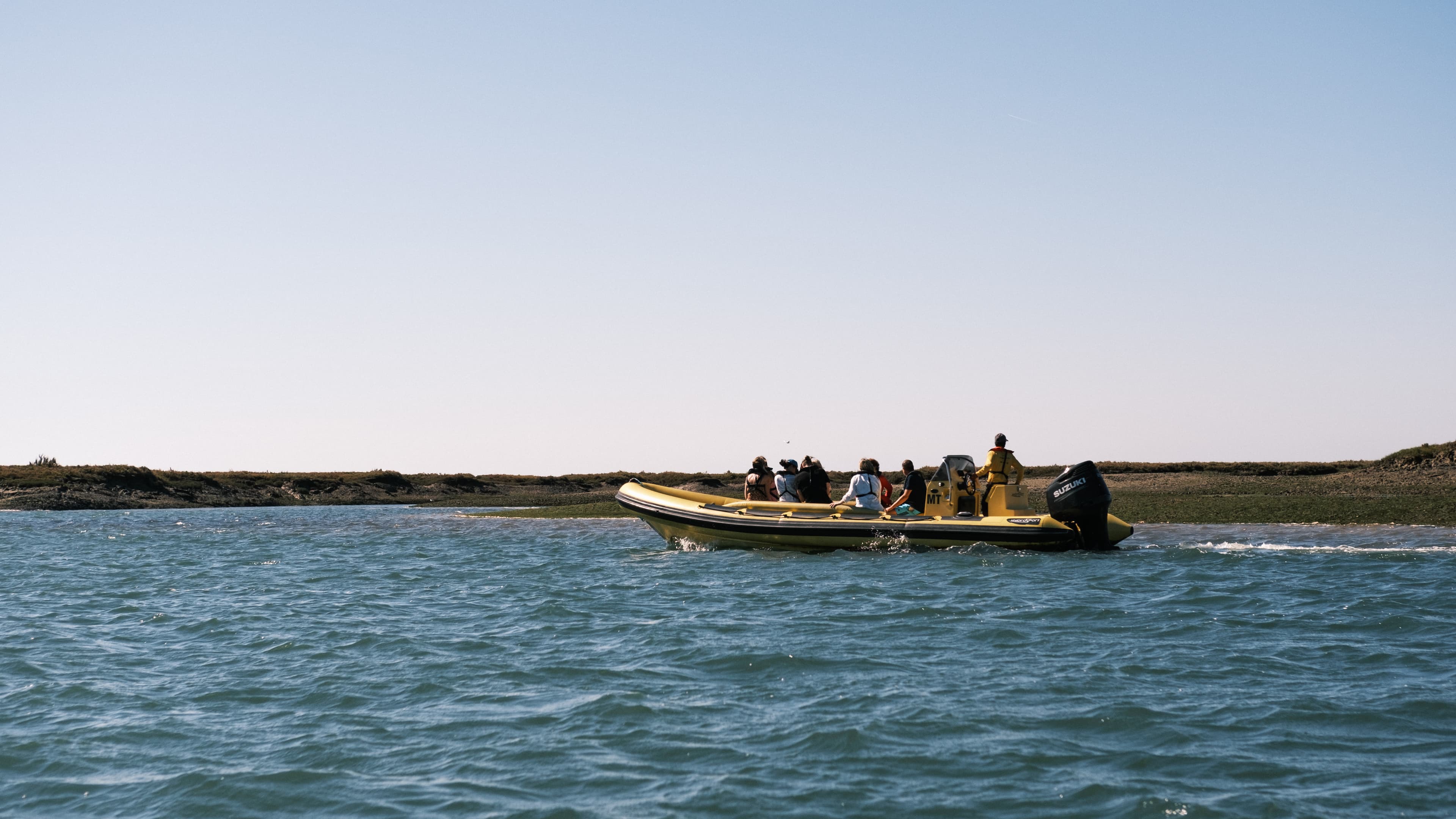 Hop On Hop Off | Animaris